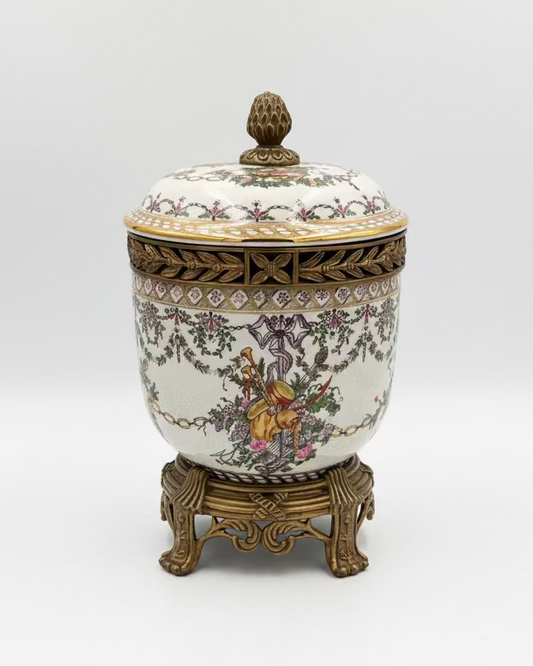 Victorian hand painted porcelain trinket jar made by United Wilson