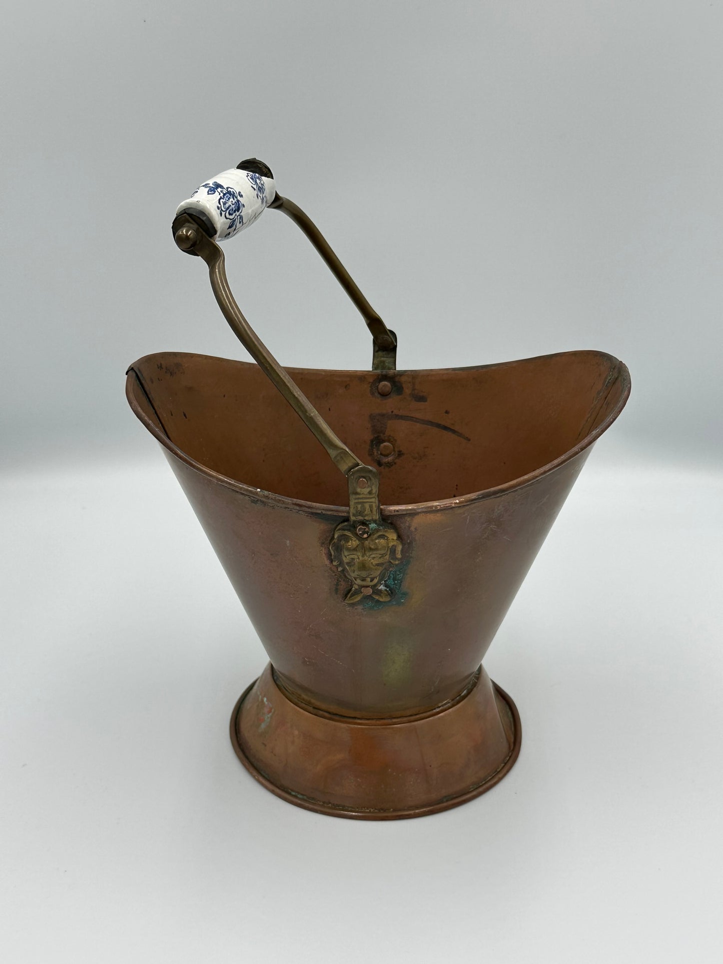Vintage Copper Coal Scuttle Bucket with Porcelain Handle – Fireplace Ash Bucket