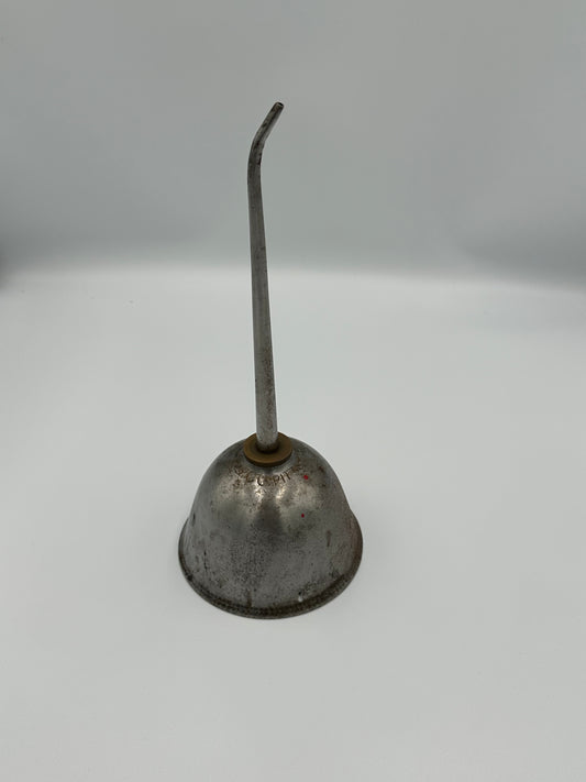Vintage Gem Mfg. Co. oil can from Pittsburgh, Pennsylvania