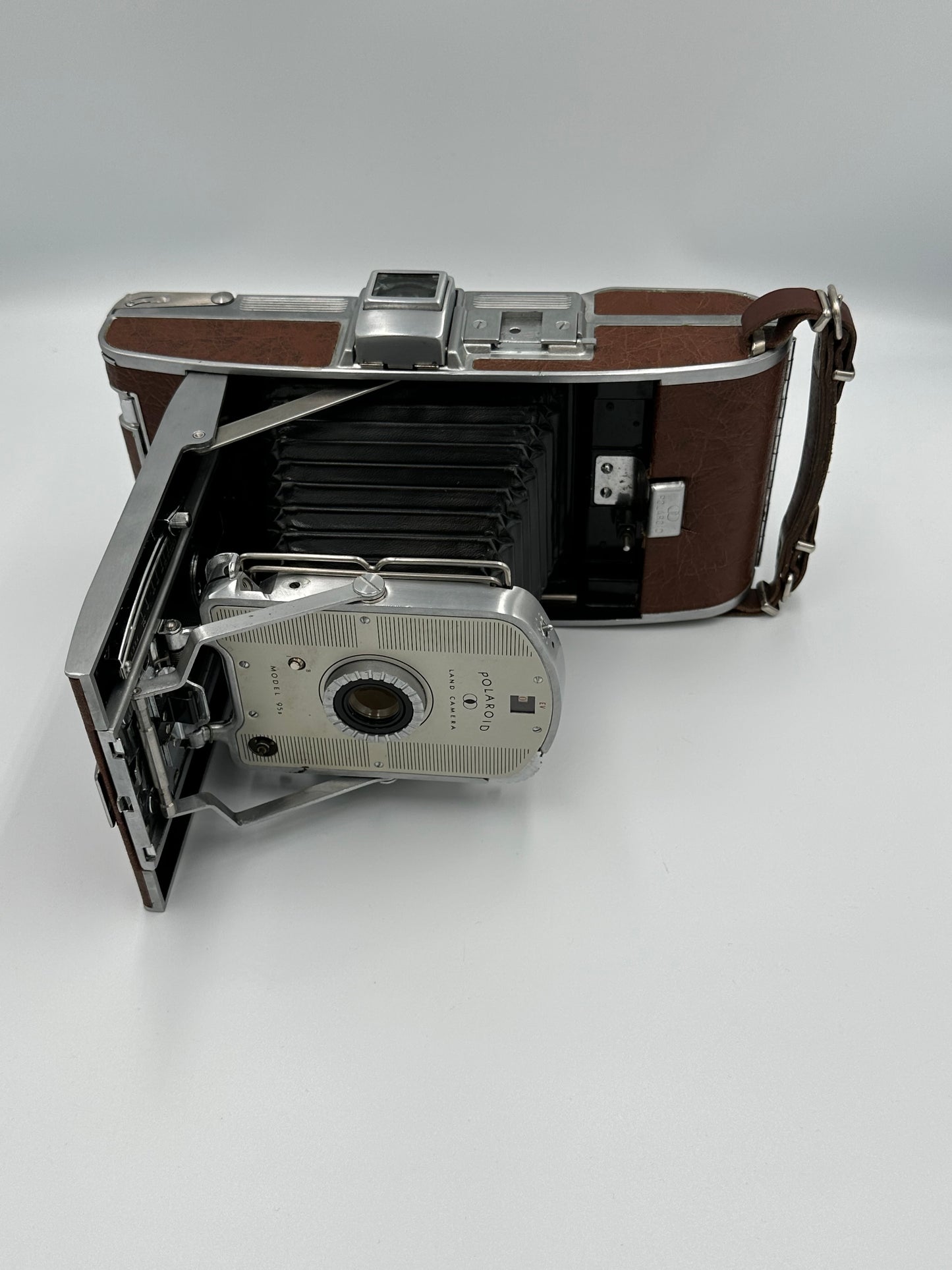 Vintage Polaroid Land Camera Model 95B “Speedliner” w/ Original Box